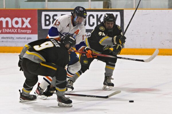 Flyers can’t overcome Kings in Strathmore