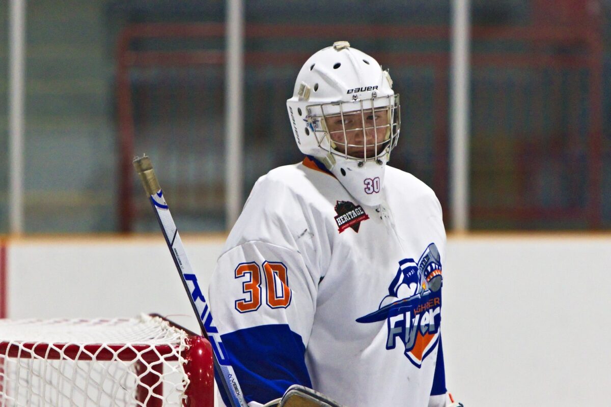 Erich Baxter calm in net. (Scott Savard/High River Flyers)